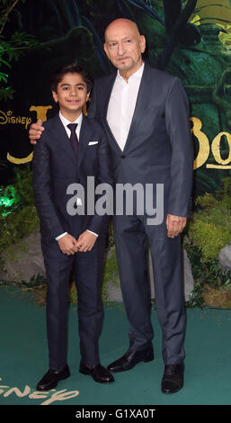 Aprile 11, 2016 - Neel Sethi e Ben Kingsley frequentando il Libro della Giungla Premiere europeo al BFI Imax a Londra, Regno Unito. Foto Stock