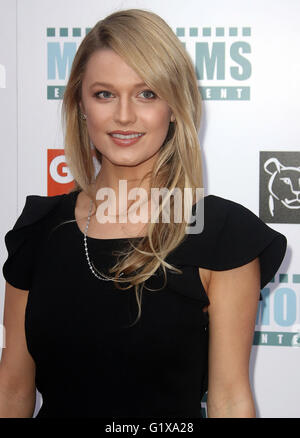 Aprile 14, 2016 - Lily Travers frequentando anni d'oro UK Film Premiere di Odeon, Tottenham Court Road a Londra, Regno Unito. Foto Stock