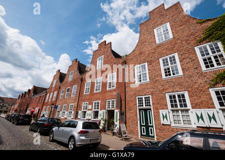 Fila di tradizionale stile olandese case nel quartiere olandese a Potsdam Brandenburg Germania Foto Stock