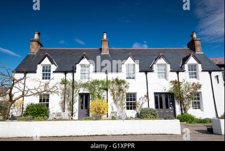 Fila di case sulla West Shore Street a Ullapool, Wester Ross Scotland Regno Unito Foto Stock