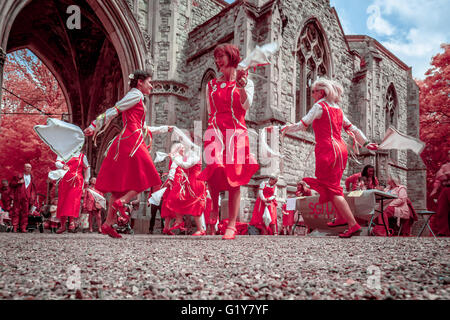 Londra, Regno Unito. 21 Maggio, 2016. Il cimitero di Nunhead Giornata porte aperte. Fotografato in credito a raggi infrarossi: Guy Corbishley/Alamy Live News Foto Stock