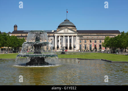 Spa hotel con fontane e park Bowling Green, Wiesbaden, Hesse, Germania Foto Stock