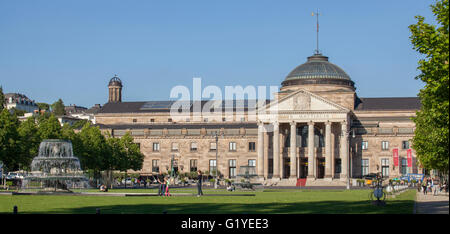 Spa hotel con fontane e park Bowling Green, Wiesbaden, Hesse, Germania Foto Stock