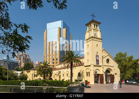 La Castrense Chiesa Cattedrale di Santiago del Cile, in America del Sud. Foto Stock