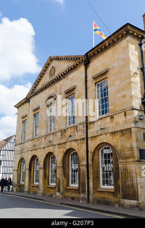 Stratford-upon-Avon Consiglio Comunale Palazzo all'angolo di Sheep Street e Chapel Street Foto Stock
