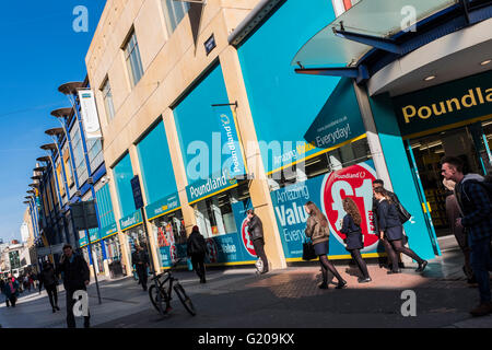 Negozio Poundland, Birmingham, West Midlands, England, Regno Unito Foto Stock