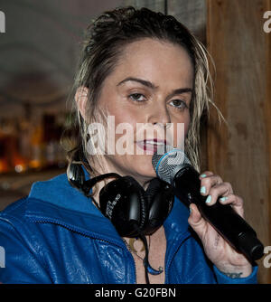 Philadelphia, PA, Stati Uniti d'America. 15 Maggio, 2016. Actrice americano Taryn Manning dj a Stratus Lounge sul tetto. Foto Stock