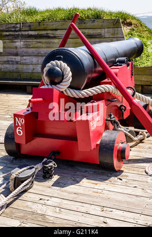 18lb Cannon batteria, Fort McHenry National Park, Baltimore, MD Foto Stock