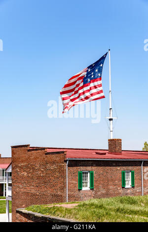 15 star-15 stripe U.S. Bandiera, Fort McHenry National Park, Baltimore, MD Foto Stock