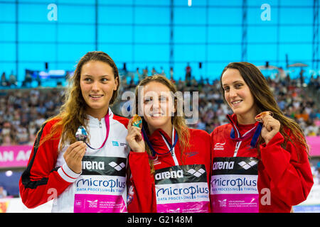 Aquatics Centre di Londra, UK, 21 maggio 2016. Unione Nuoto Campionati. Donne 50m dorso finale. Nuotatore britannica Francesca Halsall vince il Gold in 27.37 avanti del nuotatore danese Mie Oe. Nielsen in 27.77 e il secondo britannico nuotatore, Georgie Davies in 27.77 Credito: Imageplotter News e sport/Alamy Live News Foto Stock