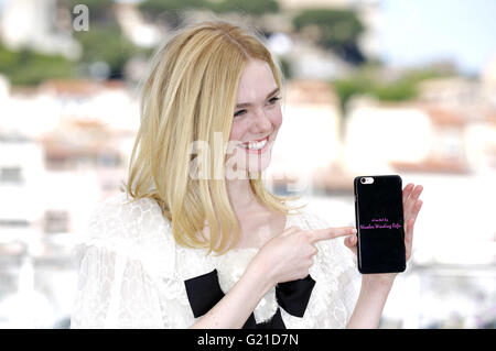 Elle Fanning al 'i Neon Demon' photocall durante la 69a Cannes Film Festival presso il Palais des Festivals in maggio 20, 2016 | Utilizzo di tutto il mondo Foto Stock