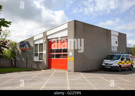 Comunità la stazione dei vigili del fuoco presidiata da team conservati nella banca Hesketh, Preston, Lancashire, Regno Unito Foto Stock