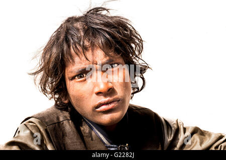 Giovani senzatetto ragazzo di Delhi, India. Foto Stock