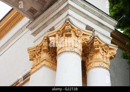 Elemento di colonna nello storico edificio architettonico Foto Stock