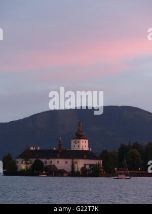 Austria - Gmunder. Castello d'acqua Orth sul lago Traun Foto Stock