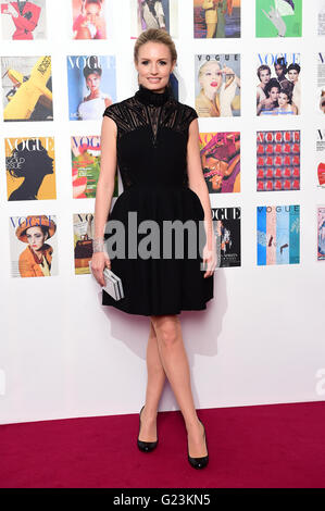 Sofia Blunt frequentando il Vogue 100 Cena di Gala in Oriente Albert Prato, Kensington Gardens, Londra. Stampa foto di associazione. Picture Data: lunedì 23 maggio 2016. Foto di credito dovrebbe leggere: Ian West/PA FILO Foto Stock