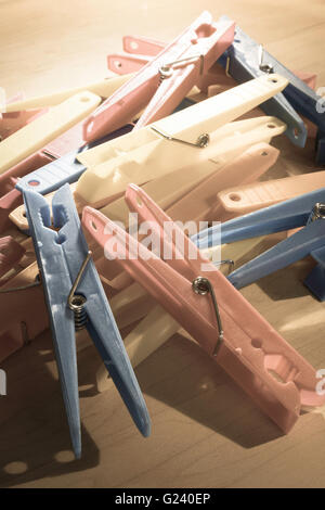 Clothespins in plastica Foto Stock