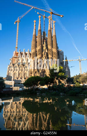 La Sagrada Familia di Antonio Gaudil, Barcellona, in Catalogna, Spagna. Foto Stock