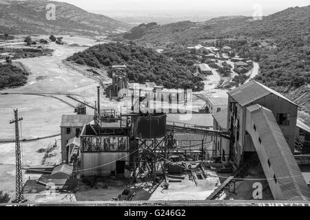 La costruzione di edifici industriali e di macchina abbandonata miniera di Montevecchio in Sardegna, Arbus e Guspini, Italia Foto Stock