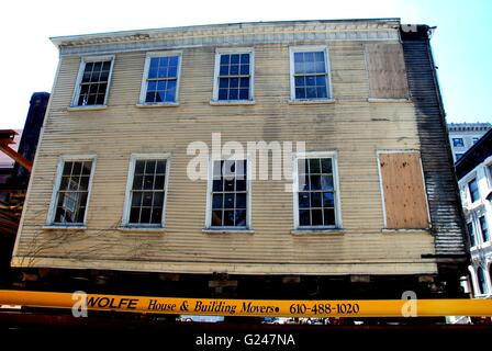 New York City: Movimento Alexander Hamilton il 1802 home "La Grange" dal convento Avenue a nelle vicinanze della Basilica di San Nicola Park Foto Stock