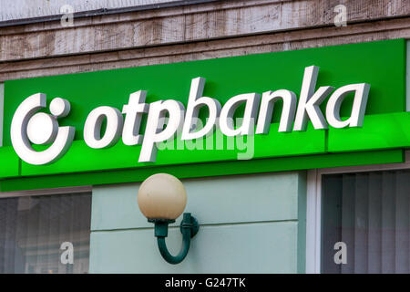 OTP Banka Sign, Slovacchia, Europe OTP Bank logo banca ungherese Foto Stock
