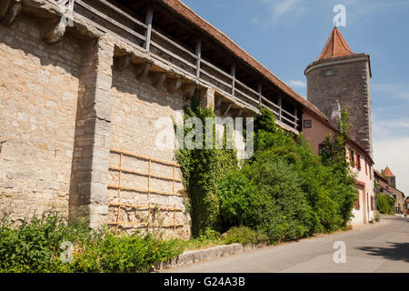 Le mura della città, Rothenburg ob der Tauber, Valle Tauber, Franconia, Baviera, Germania Foto Stock