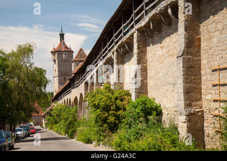 Le mura della città, Rothenburg ob der Tauber, Valle Tauber, Franconia, Baviera, Germania Foto Stock