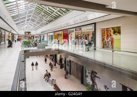 All'interno di CF Rideau Center Shopping Mall in Ottawa, Ontario, Canada. Foto Stock