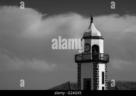 La torre della chiesa principale di Valverde Foto Stock