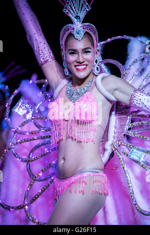 Sydney, Australia. 25 Maggio, 2016. Ladyboys durante la Thailandia Ladyboy Superstars Cabaret foto chiamata prima della loro performance nei Cabaret Big Top di Fox Studios. Credito: Hugh Peterswald/Pacific Press/Alamy Live News Foto Stock