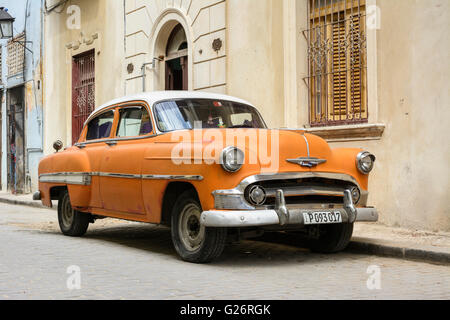 Vintage americano auto (Chevrolet) a l'Avana, Cuba Foto Stock