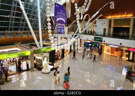 Kuala Lumpur in Malesia: Vista per Kuala Lumpur shopping area con movimento. Foto Stock