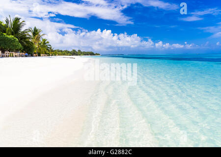 Spiaggia stupefacente scenario delle Maldive Foto Stock