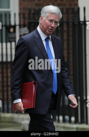 Londra, UK, 15 Sep 2015: Michael Fallon MP, Segretario di Stato per la difesa, visto che frequentano la riunione di gabinetto di Downing Stre Foto Stock