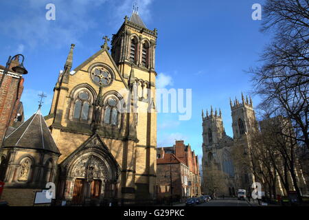 St Wilfrid la Chiesa cattolica e la chiesa cattedrale di York, nello Yorkshire, Inghilterra, Regno Unito Foto Stock