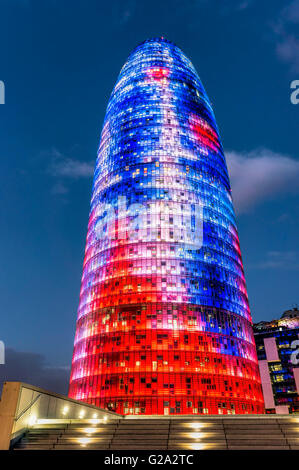 Torre Agbar, architettura moderna, Barcellona, Spagna Foto Stock