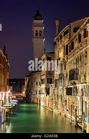 San Giorgio - torre pendente a Venezia Venezia, Veneto, Italia Foto Stock