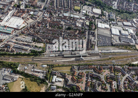 Una veduta aerea della stazione ferroviaria e immediati dintorni in Grantham, Lincolnshire Foto Stock