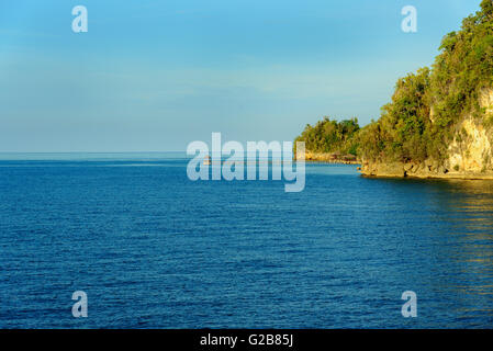 Vista di Kadidiri island. Isole Togean o isole Togian nel Golfo di Tomini. Sulawesi centrali. Indonesia Foto Stock