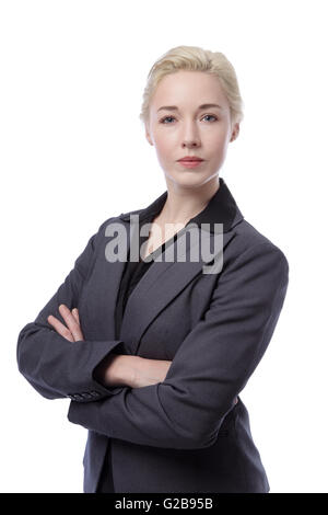 Close up ritratto di una ben vestiti business donna indossa una blusa nera e una tuta giacca. Isolato su bianco. Foto Stock