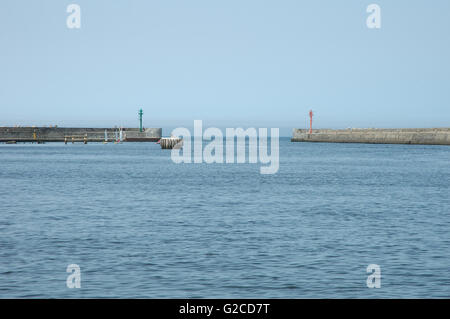 Porto di mare entrata in Ustka in Polonia Foto Stock