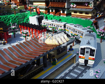 Modello di Lego giappone temple house street scene bus divertente