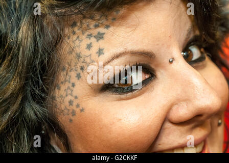 Bournemouth Ink Tattoo Convention, 29 Maggio 2010: Catherine Bennett. Foto Stock