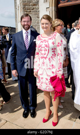 Nommern, 28-05-2016 Grand Duc Heritier Guillaume e la Granduchessa Heritiere Stephanie prima santa Comunione di S.A.R. il Principe Noè presso la chiesa di Nommern, figlio del principe Luigi e della Principessa Tessy del Lussemburgo RPE/Albert Nieboer/Paesi Bassi : NESSUN SERVIZIO DI FILO- Foto Stock