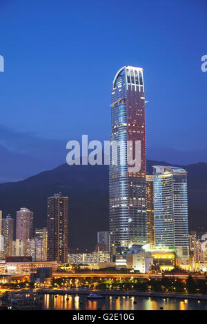 Vista di Nina torri, Tseun Wan, Nuovi Territori di Hong Kong, Cina Foto Stock