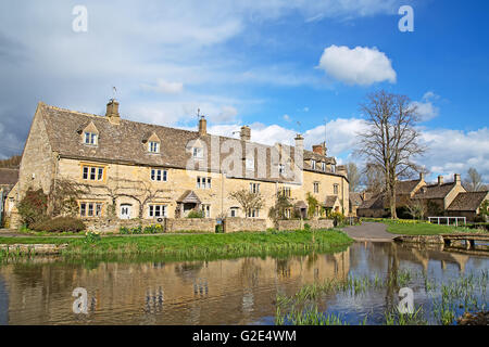 Antico Borgo "Lower Slaughter' nella regione di Cotswolds Foto Stock