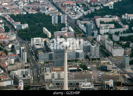 Berlino, Germania. 29 Maggio, 2016. La torre della televisione di Berlino, Germania, 29 maggio 2016. Foto: BERND VON JUTRCZENKA/dpa/Alamy Live News Foto Stock