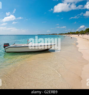 Vista sulla piazza di Playa Ancon vicino a Trinidad, Cuba. Foto Stock