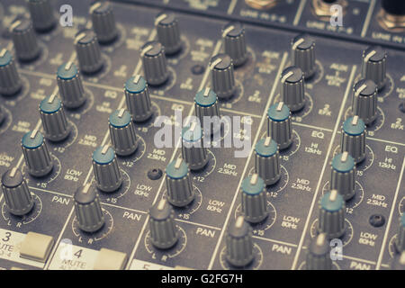 Music mixer - studio attrezzature closeup Foto Stock