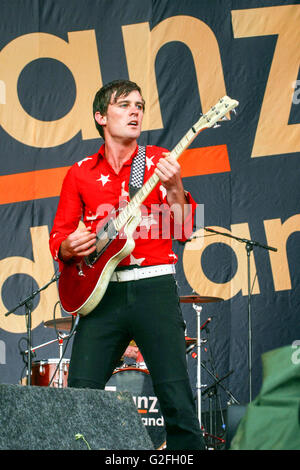 Franz Ferdinand effettuando al Festival della lettura 2004, Reading, in Inghilterra, Regno Unito. Foto Stock